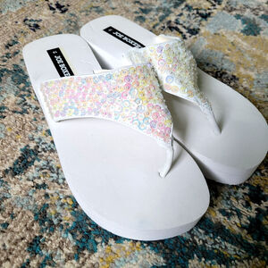 Joe Boxer Womens 10 White Platform Flip Flop Sandals Sequins Y2K McBling